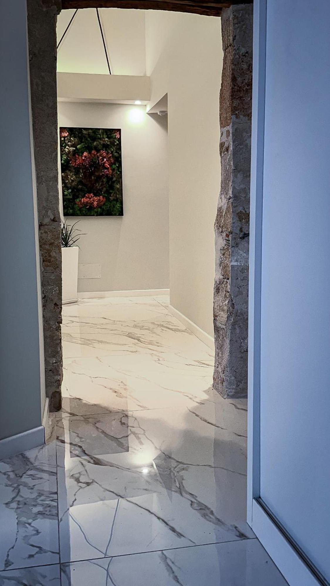 ホテル Palazzo Maqueda パレルモ エクステリア 写真