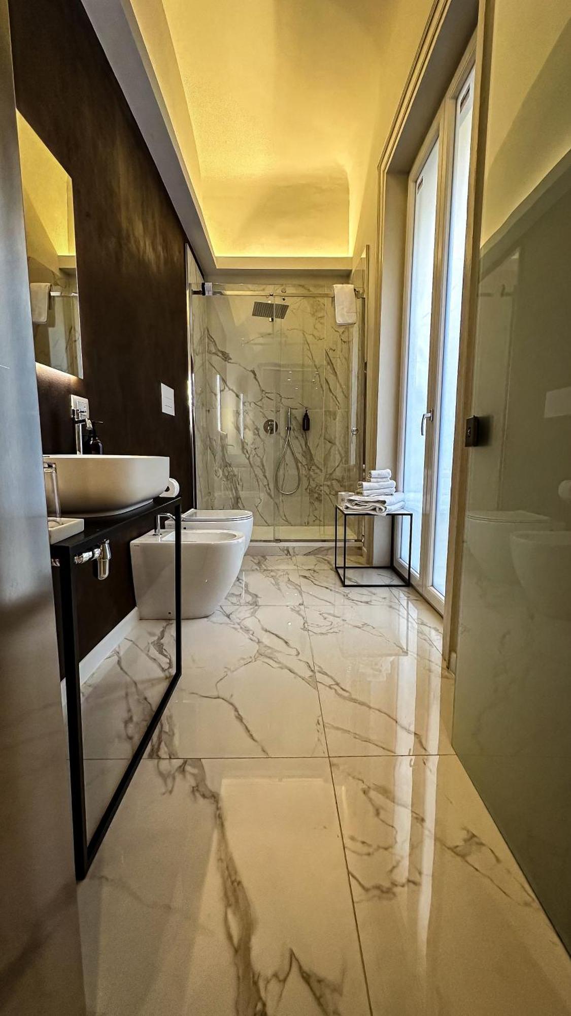 ホテル Palazzo Maqueda パレルモ エクステリア 写真
